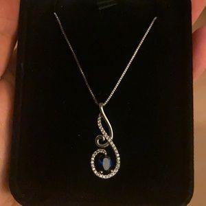 Brand new sterling silver and sapphire stone necklace